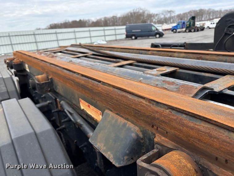 image for item YA1851 2018 Mack GU713 roll-off container truck