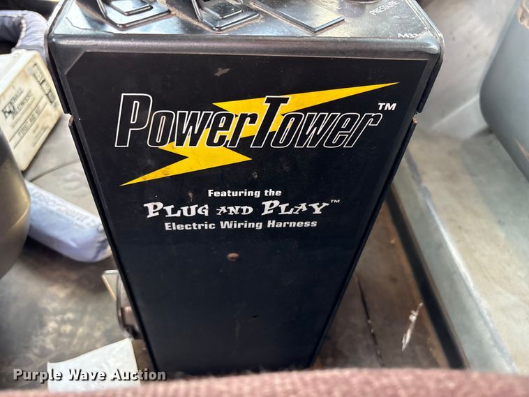 image for item YA1851 2018 Mack GU713 roll-off container truck