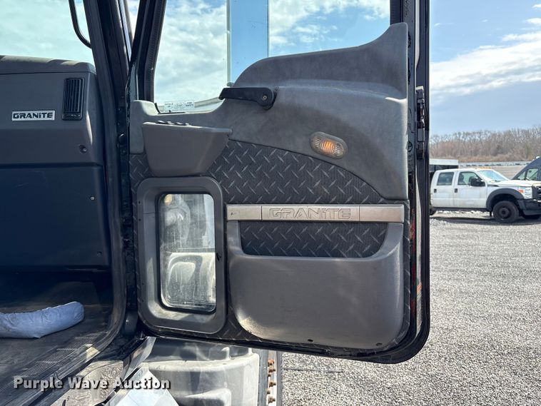 image for item YA1851 2018 Mack GU713 roll-off container truck