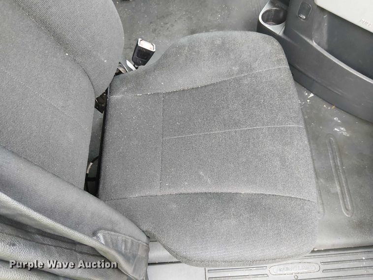 image for item YA1859 2019 Freightliner Cascadia semi truck