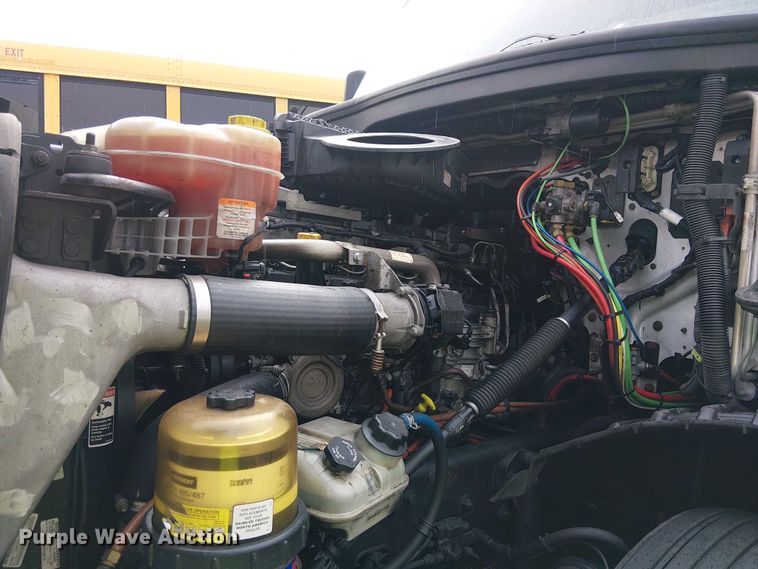 image for item YA1859 2019 Freightliner Cascadia semi truck