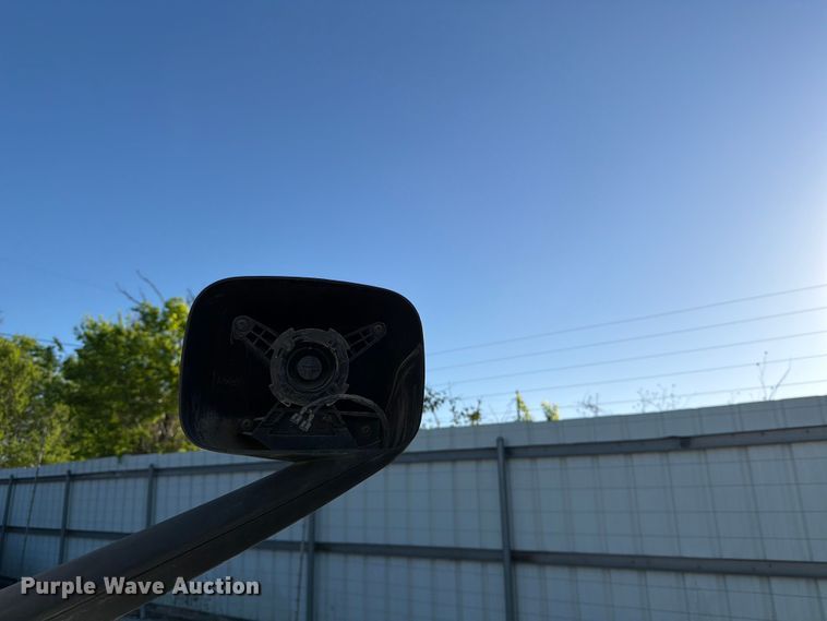 image for item YA1860 2020 Freightliner Cascadia semi truck