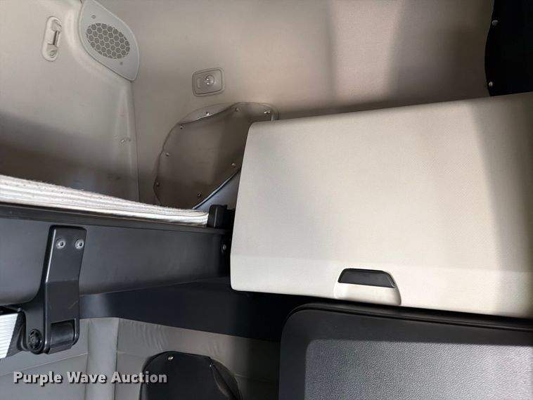 image for item YA1860 2020 Freightliner Cascadia semi truck