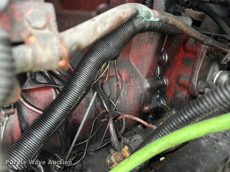 image for item YA1909 2003 International 9900i semi truck