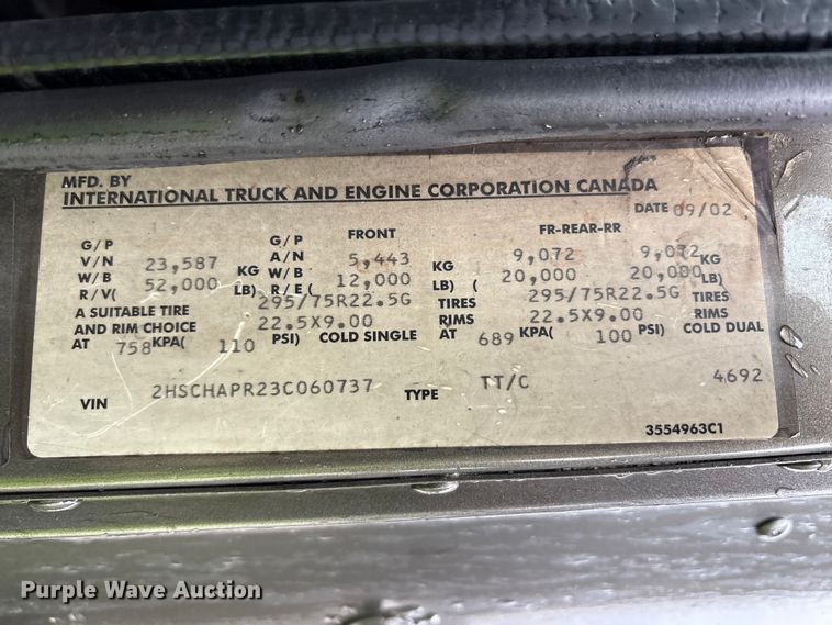 image for item YA1909 2003 International 9900i semi truck