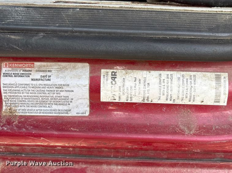 image for item YA1936 2016 Kenworth T680 semi truck