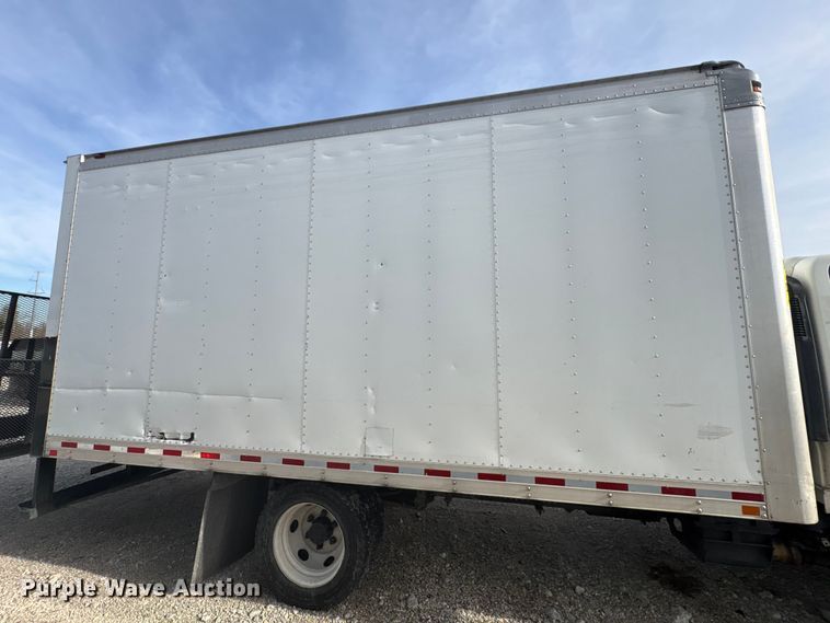 image for item YA1962 2018 Chevrolet Crew Cab box truck