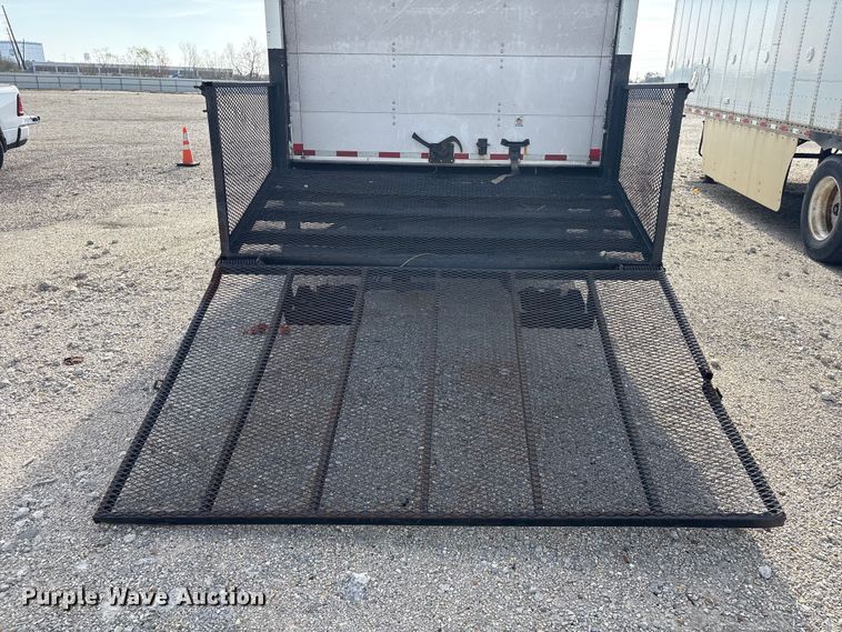 image for item YA1962 2018 Chevrolet Crew Cab box truck