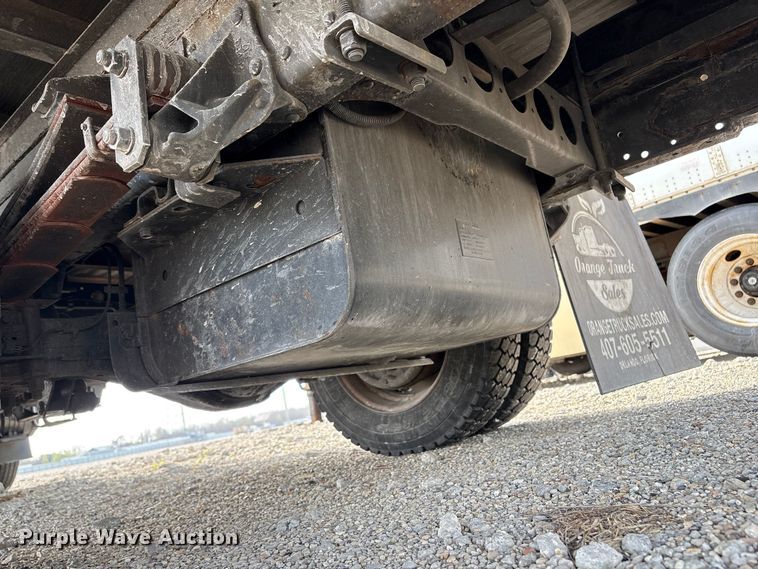 image for item YA1962 2018 Chevrolet Crew Cab box truck