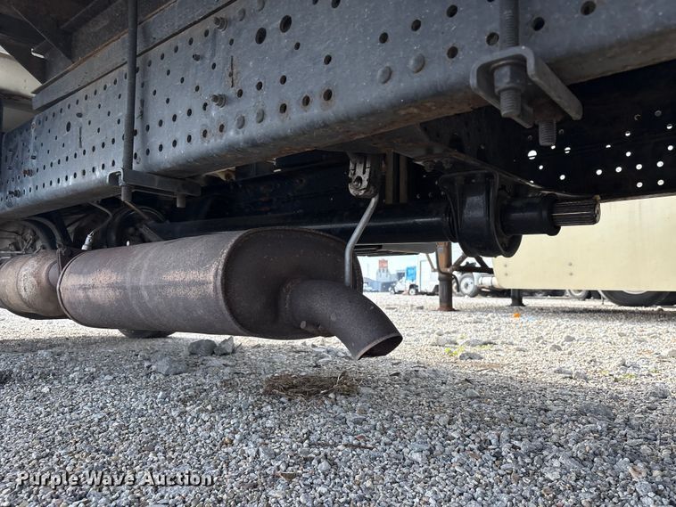 image for item YA1962 2018 Chevrolet Crew Cab box truck