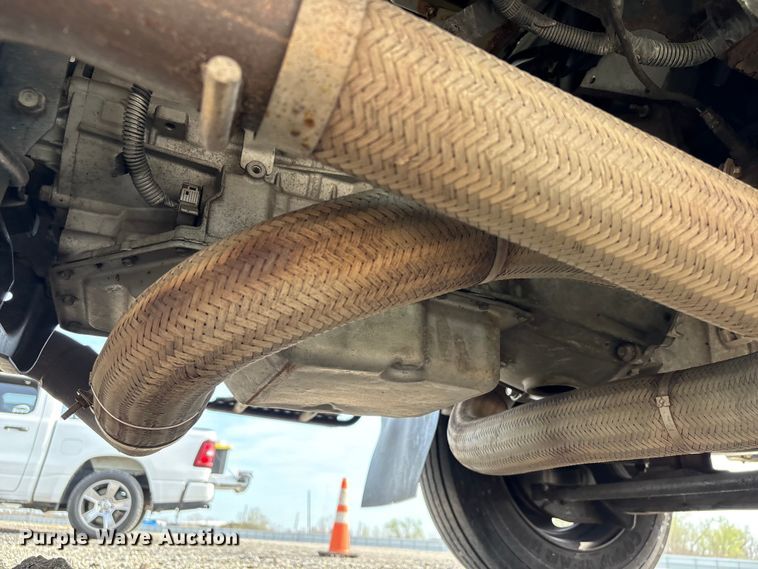 image for item YA1962 2018 Chevrolet Crew Cab box truck