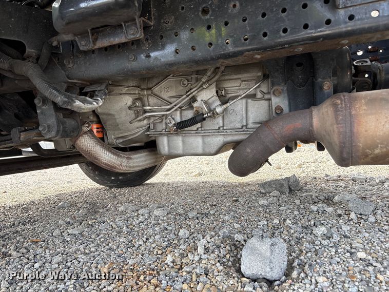 image for item YA1962 2018 Chevrolet Crew Cab box truck