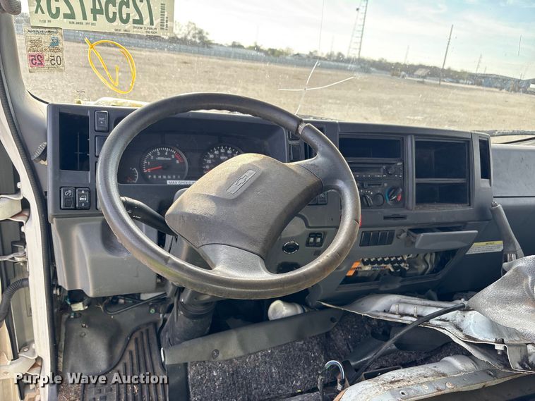 image for item YA1962 2018 Chevrolet Crew Cab box truck