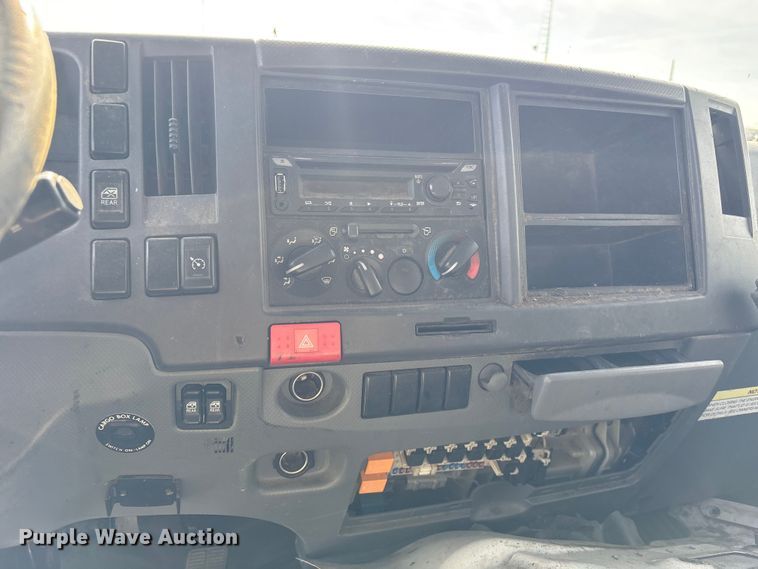 image for item YA1962 2018 Chevrolet Crew Cab box truck