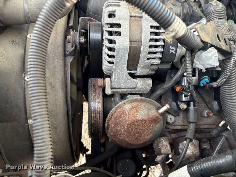 image for item YA1962 2018 Chevrolet Crew Cab box truck