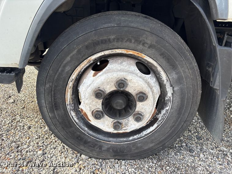 image for item YA1962 2018 Chevrolet Crew Cab box truck