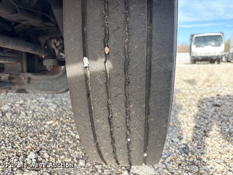 image for item YA1962 2018 Chevrolet Crew Cab box truck