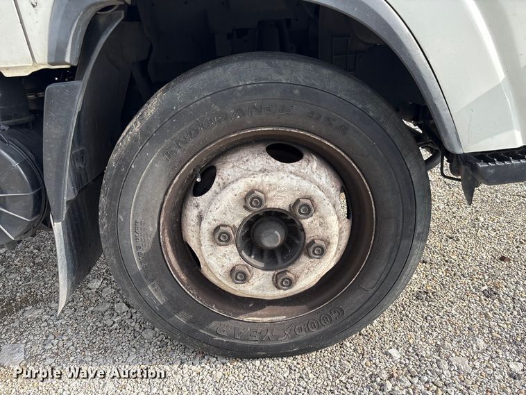 image for item YA1962 2018 Chevrolet Crew Cab box truck