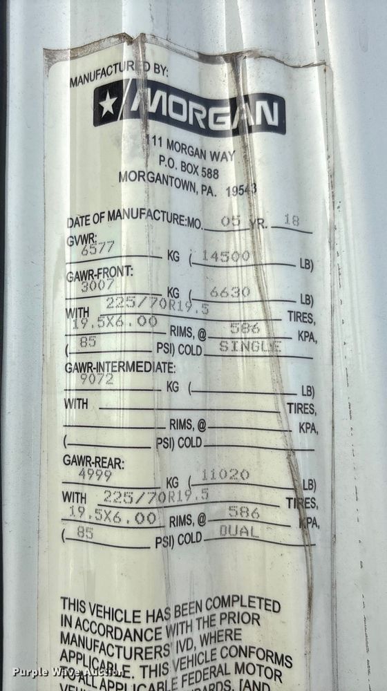 image for item YA1962 2018 Chevrolet Crew Cab box truck