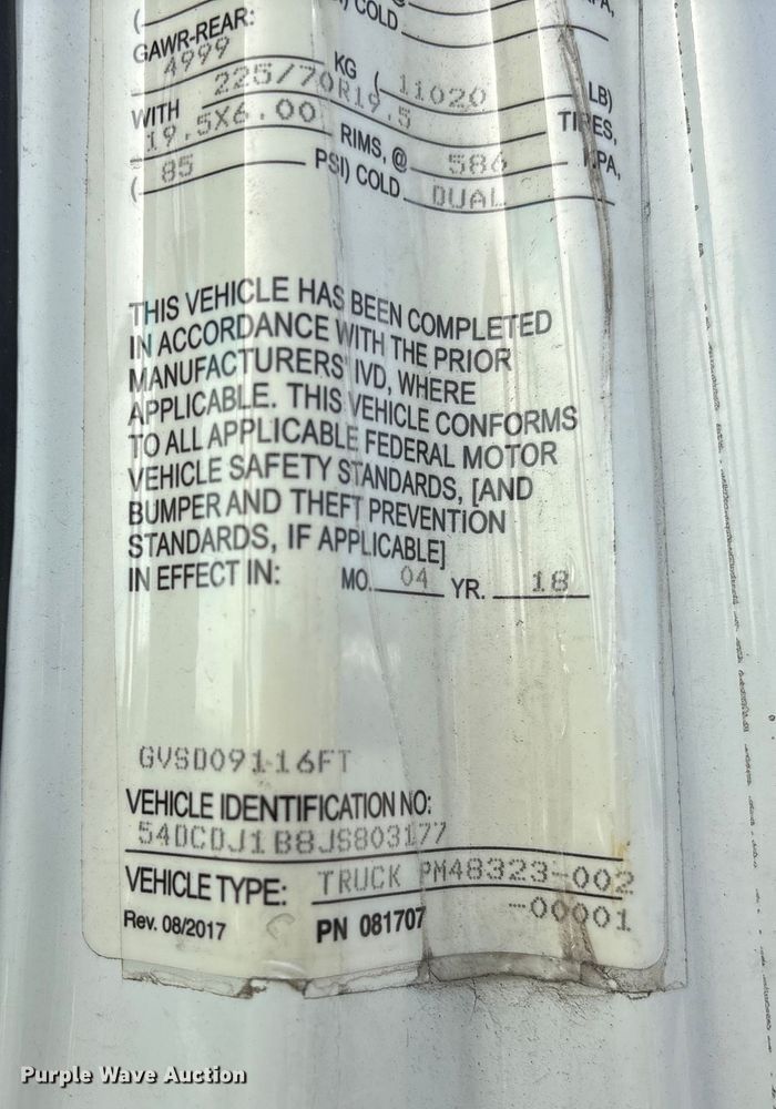 image for item YA1962 2018 Chevrolet Crew Cab box truck