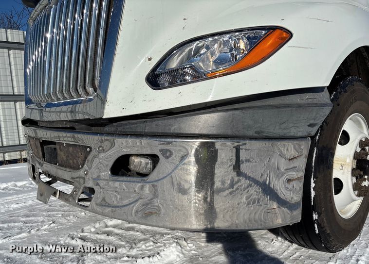 image for item YA2099 2020 International LT625 semi truck