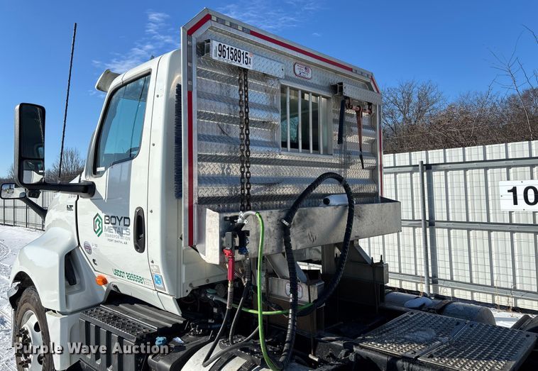 image for item YA2099 2020 International LT625 semi truck