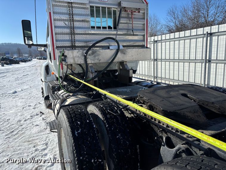 image for item YA2099 2020 International LT625 semi truck