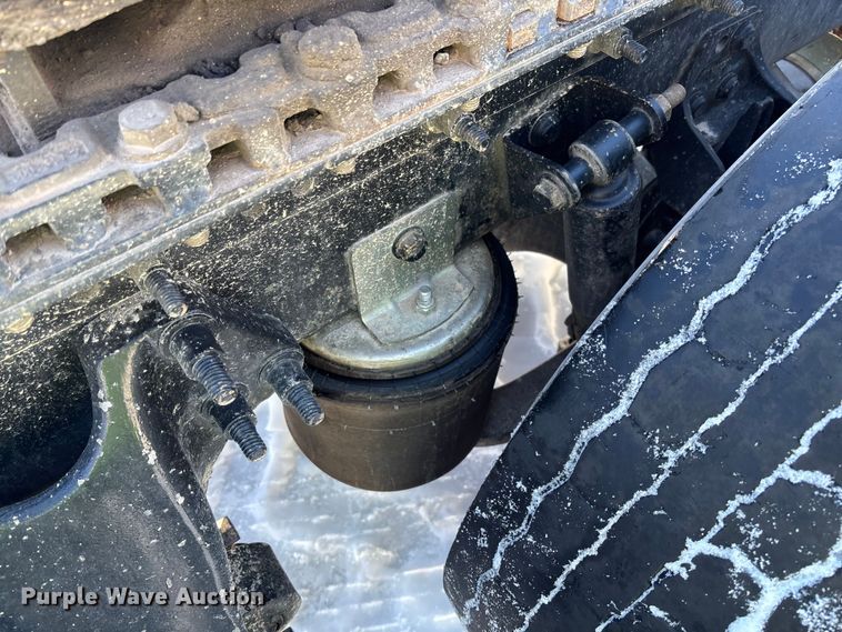 image for item YA2099 2020 International LT625 semi truck