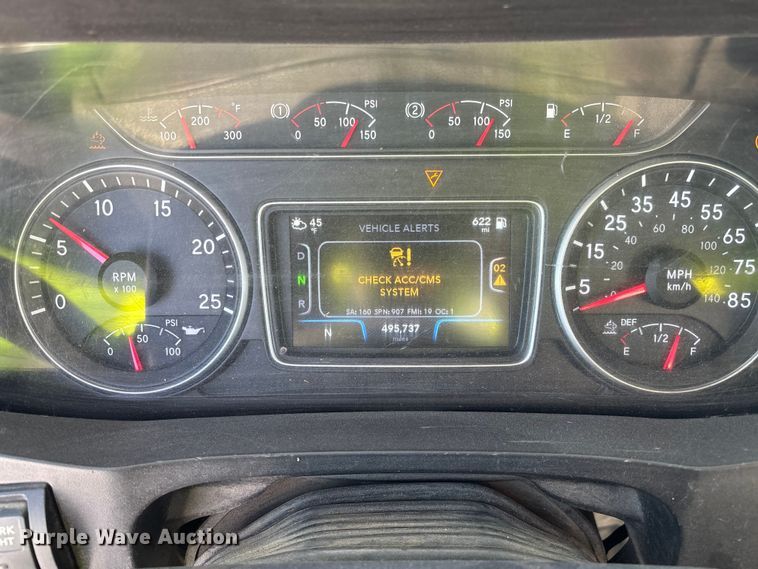 image for item YA2099 2020 International LT625 semi truck