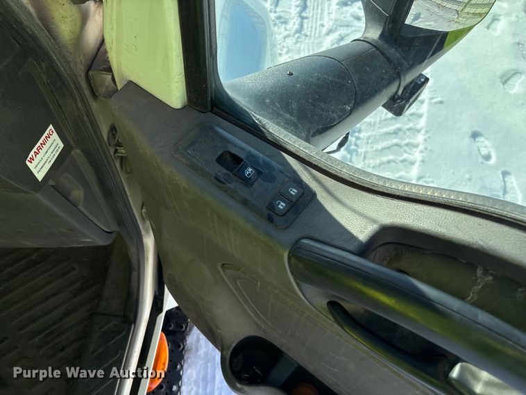 image for item YA2099 2020 International LT625 semi truck