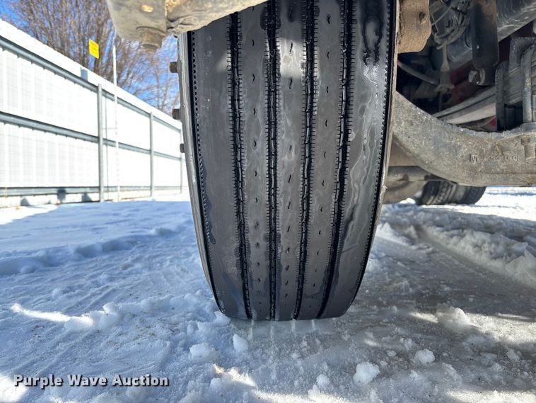 image for item YA2099 2020 International LT625 semi truck