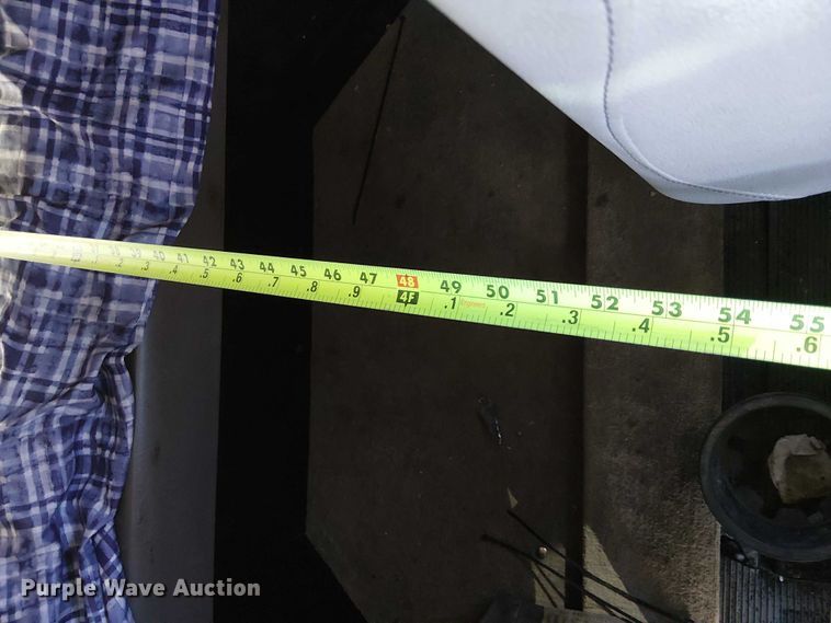 image for item YA2142 2015 Peterbilt 389 semi truck