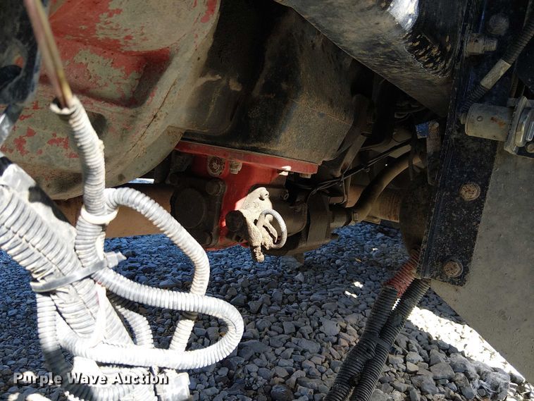 image for item YA2143 2013 Peterbilt 389 semi truck