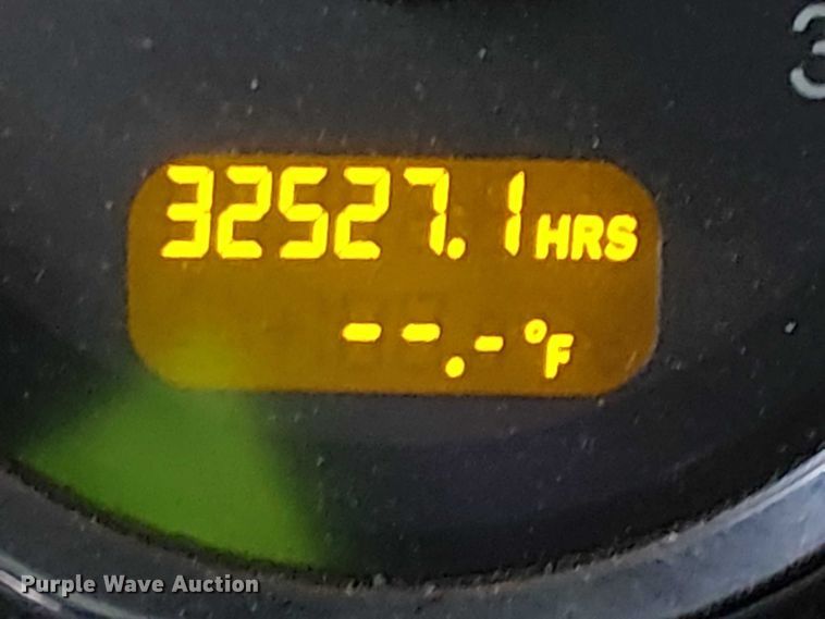 image for item YA2143 2013 Peterbilt 389 semi truck