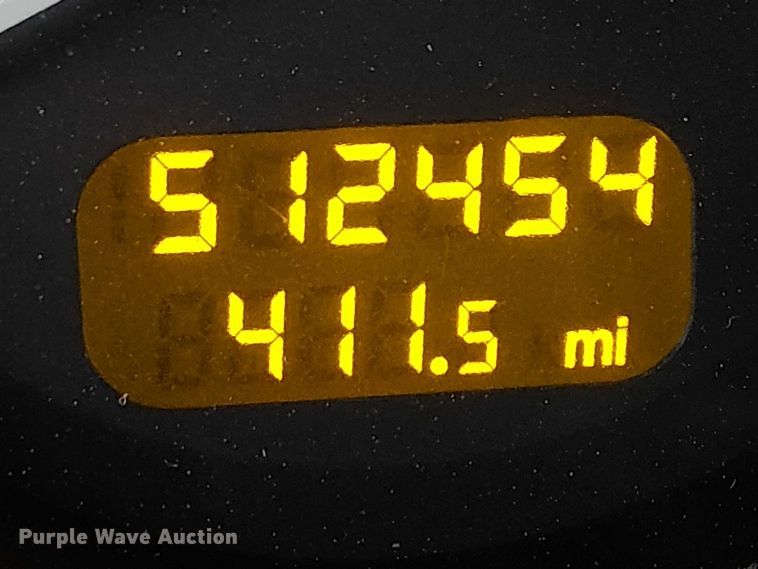 image for item YA2144 2018 Peterbilt 389 semi truck