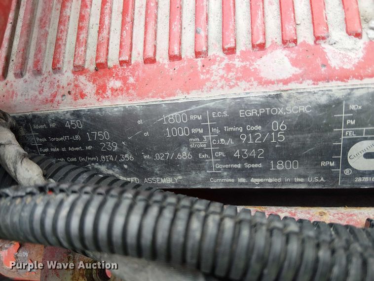 image for item YA2144 2018 Peterbilt 389 semi truck