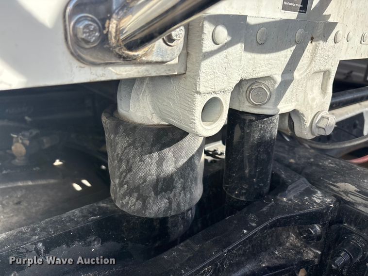 image for item YA2151 2025 Peterbilt 567 semi truck