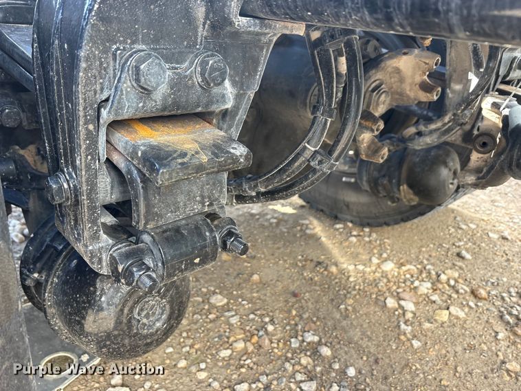 image for item YA2151 2025 Peterbilt 567 semi truck