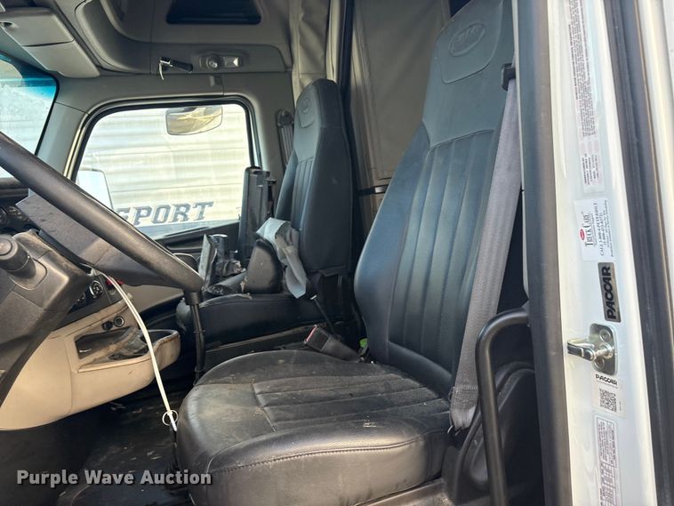 image for item YA2151 2025 Peterbilt 567 semi truck