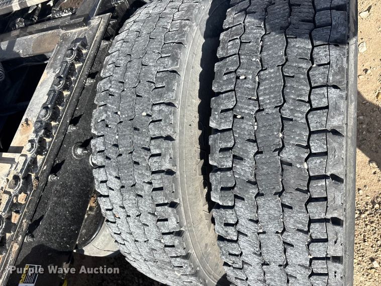 image for item YA2151 2025 Peterbilt 567 semi truck