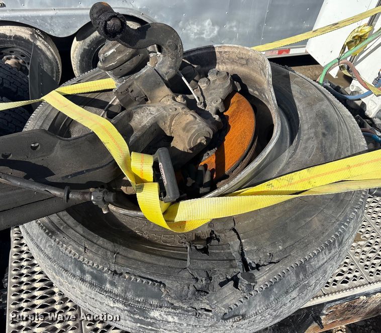 image for item YA2151 2025 Peterbilt 567 semi truck