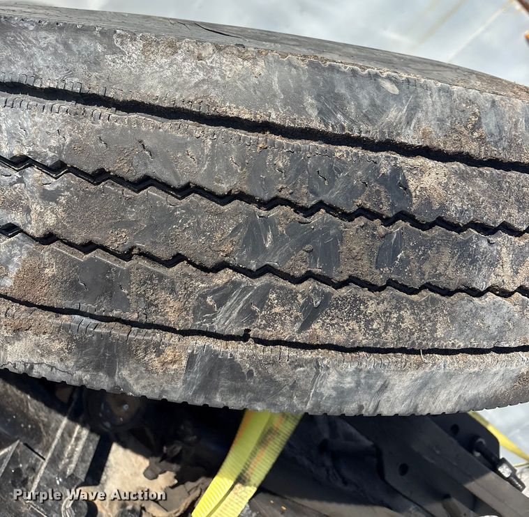 image for item YA2151 2025 Peterbilt 567 semi truck