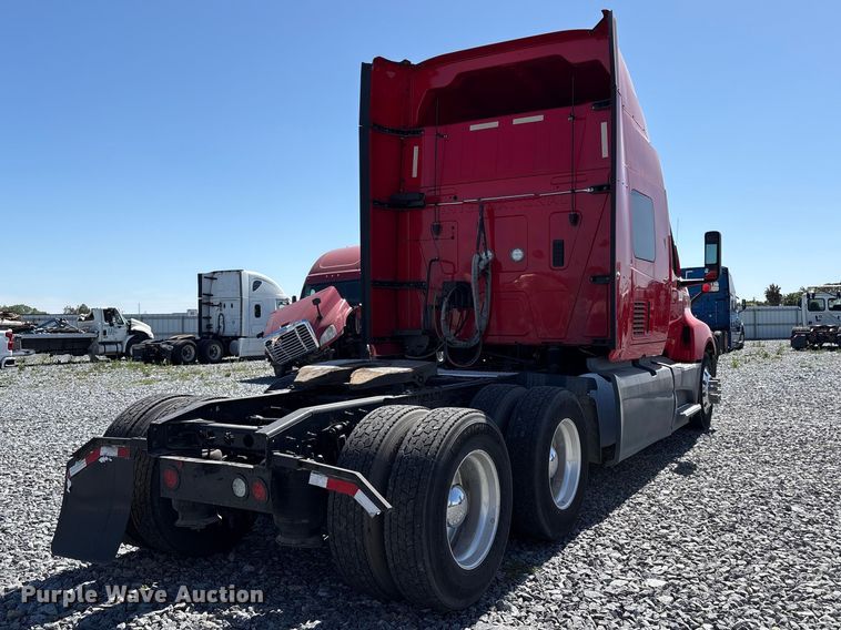 image for item YA2193 2020 International LT625 semi truck