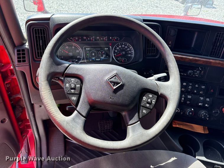 image for item YA2193 2020 International LT625 semi truck