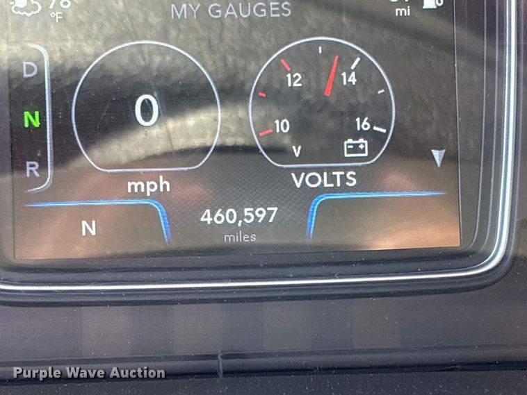 image for item YA2193 2020 International LT625 semi truck