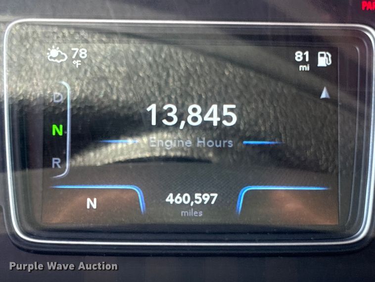 image for item YA2193 2020 International LT625 semi truck