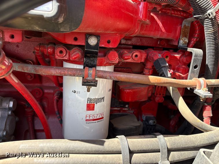 image for item YA2193 2020 International LT625 semi truck