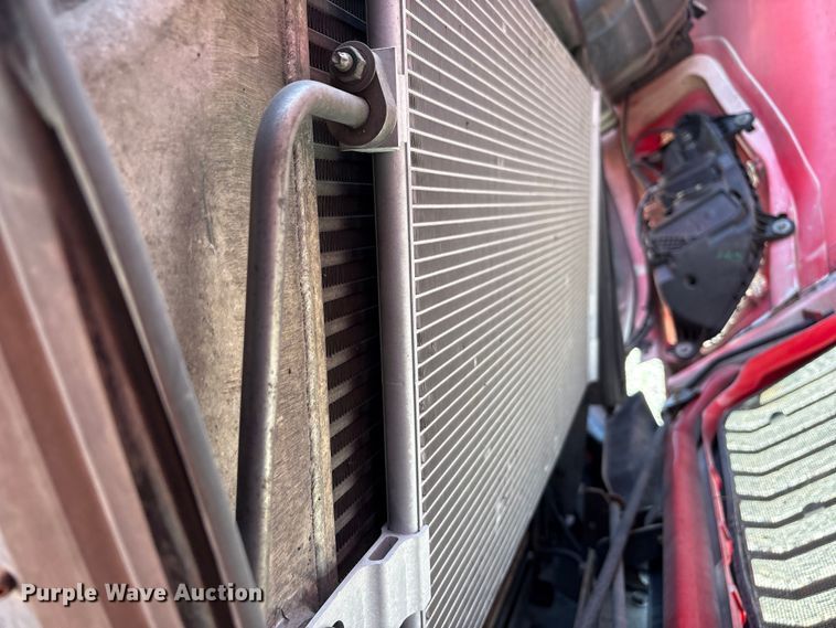 image for item YA2193 2020 International LT625 semi truck