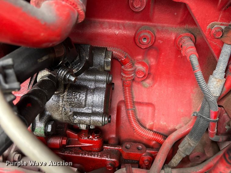 image for item YA2220 2019 International LT625 semi truck