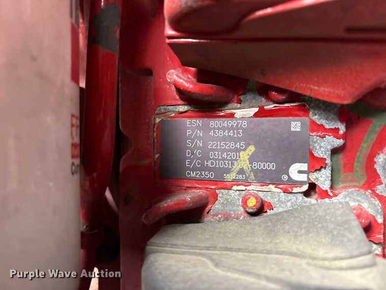 image for item YA2220 2019 International LT625 semi truck